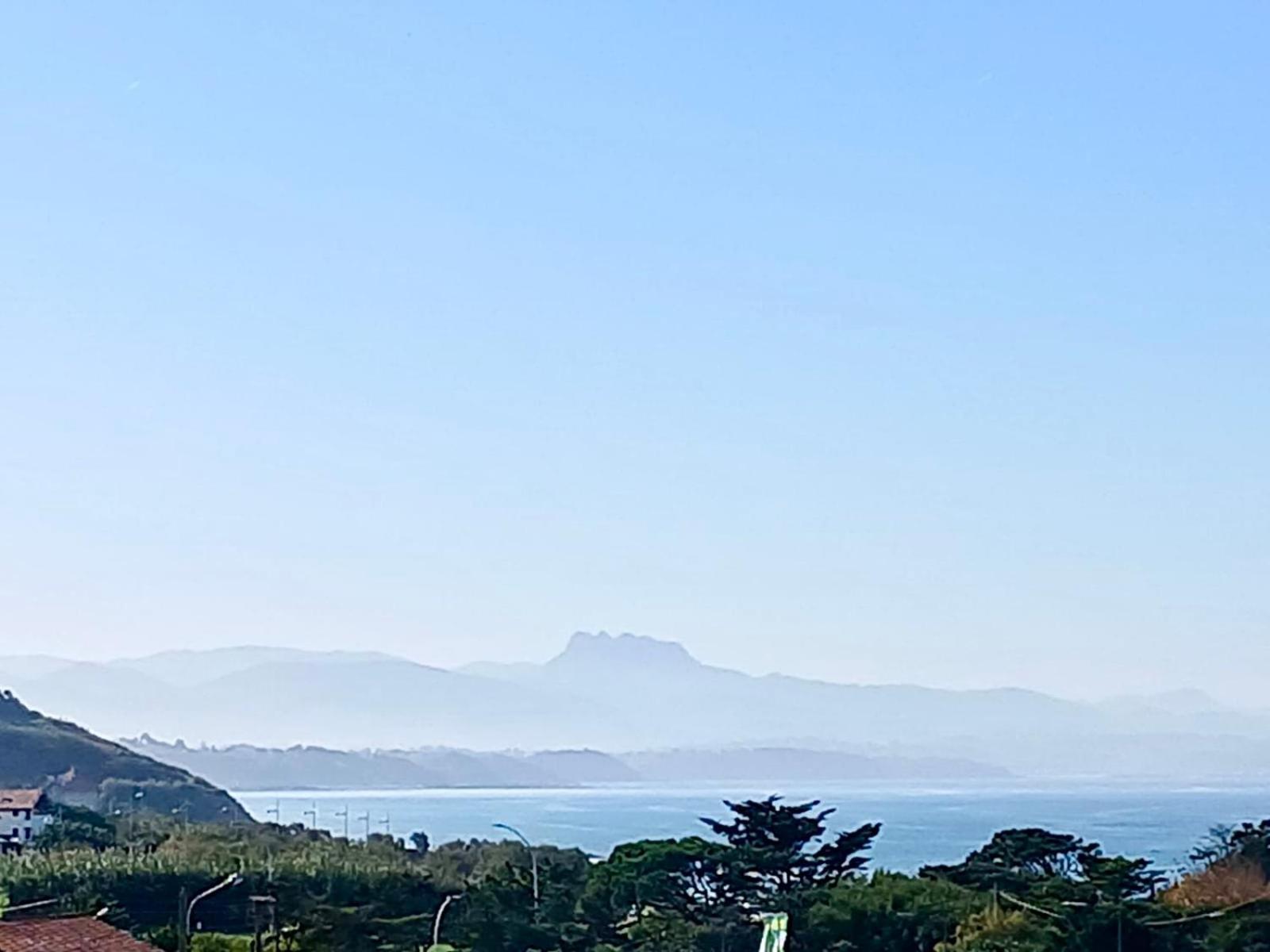 Vue Sur Mer Et Plage De Marbella 비아히쯔 외부 사진